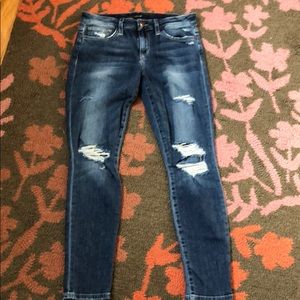 Joe’s Skinny Distressed Ankle (Keagan) size 28